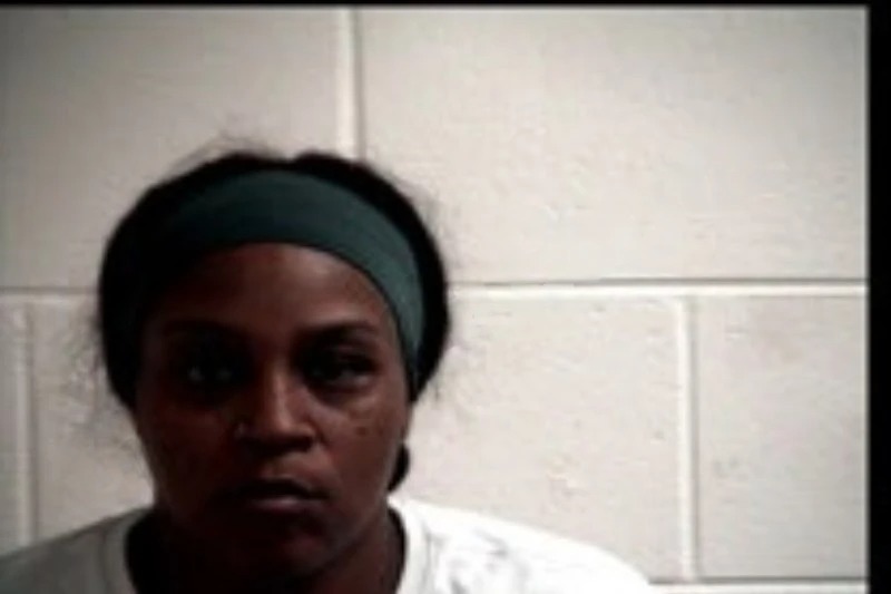 Shakebra Robinson Mugshots