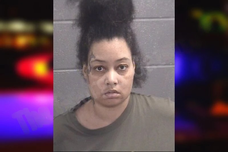 Shanda Lyons Mugshots