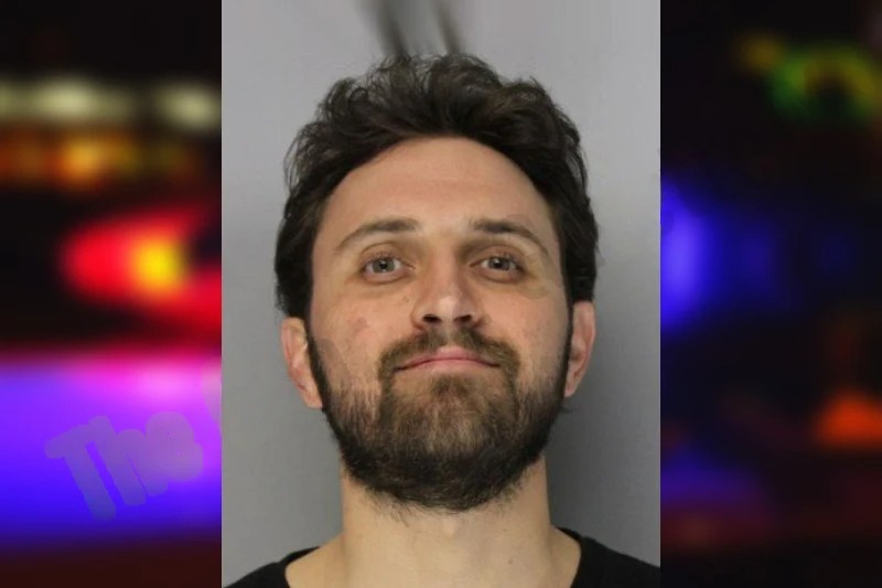 Zachary Thompson Mugshots