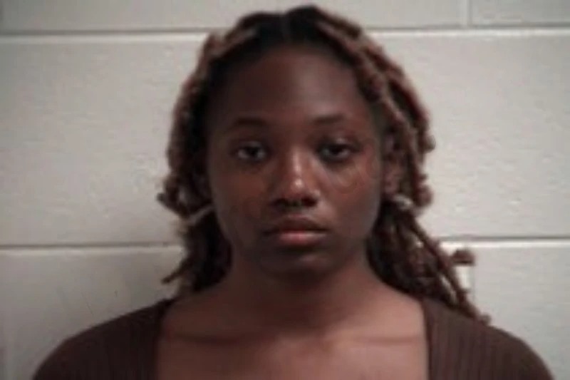 Zatroya Holliday mugshot