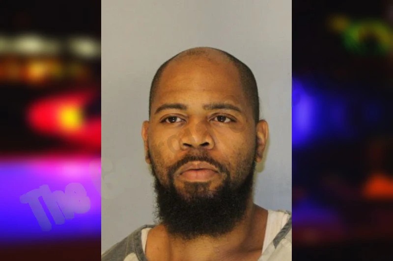 Deshun Giles Mugshots