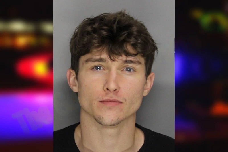 Elijah Thompson Mugshots