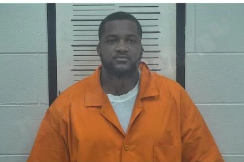 Fernandez Moment Mugshots