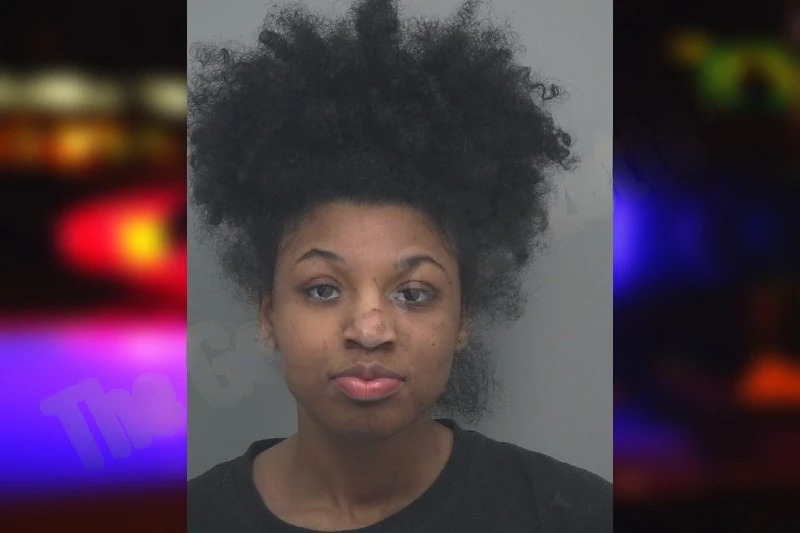 Naiya Henfield Mugshots