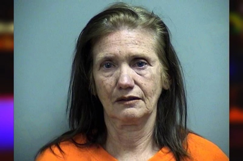 Stephanie Mills Mugshots