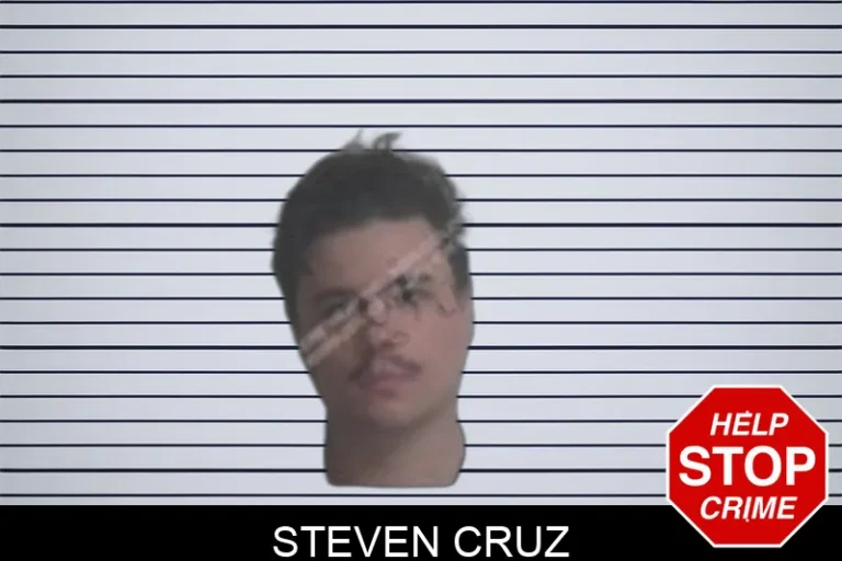 Steven Cruz