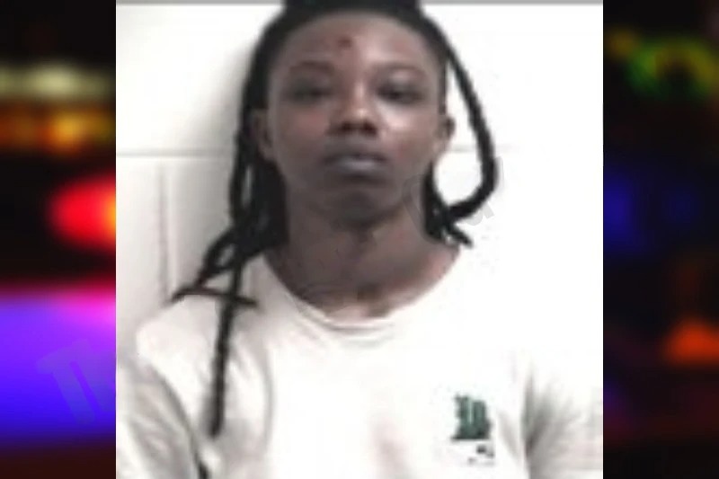 Tiara Oliveria-Reed Mugshots