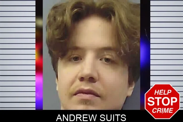 Andrew Suits
