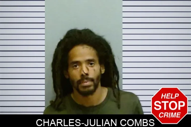 Charles-Julian Combs