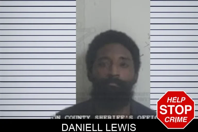 Daniell Lewis