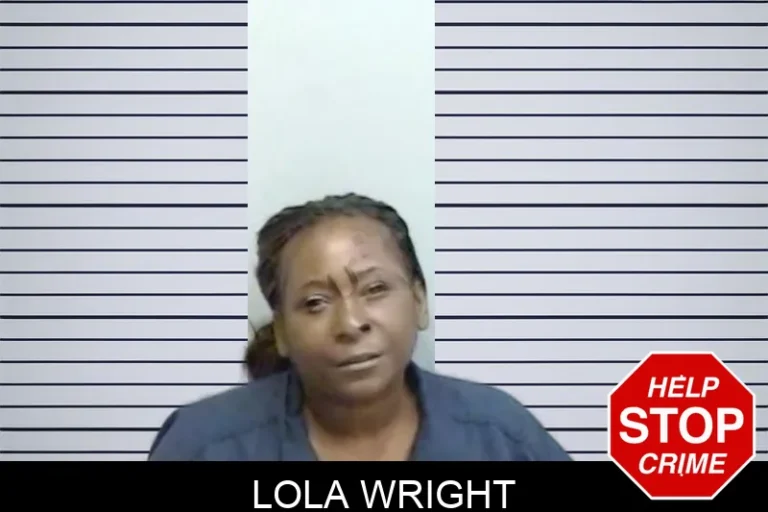 Lola Wright
