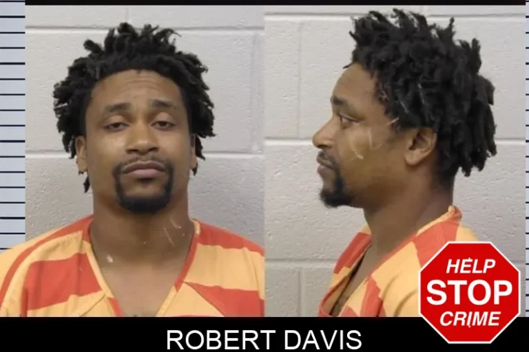 Robert Davis mugshot – Fayette County , Georgia Robert Davis