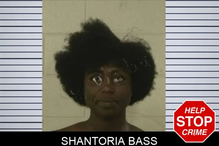 Shantoria Bass