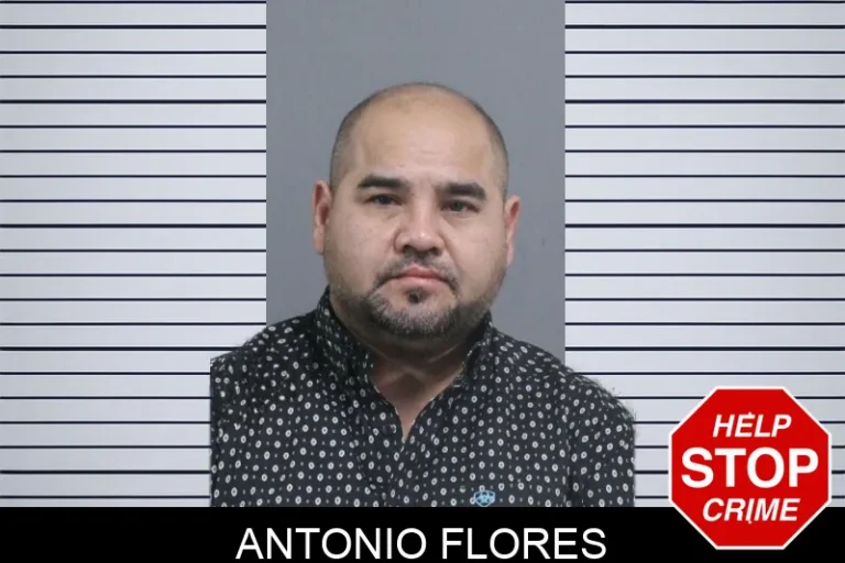 Antonio Flores
