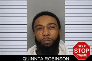 Quinnta Robinson mugshot
