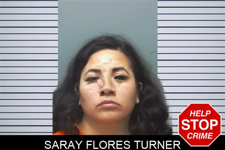 Saray Flores Turner