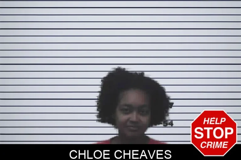 Chloe Cheaves