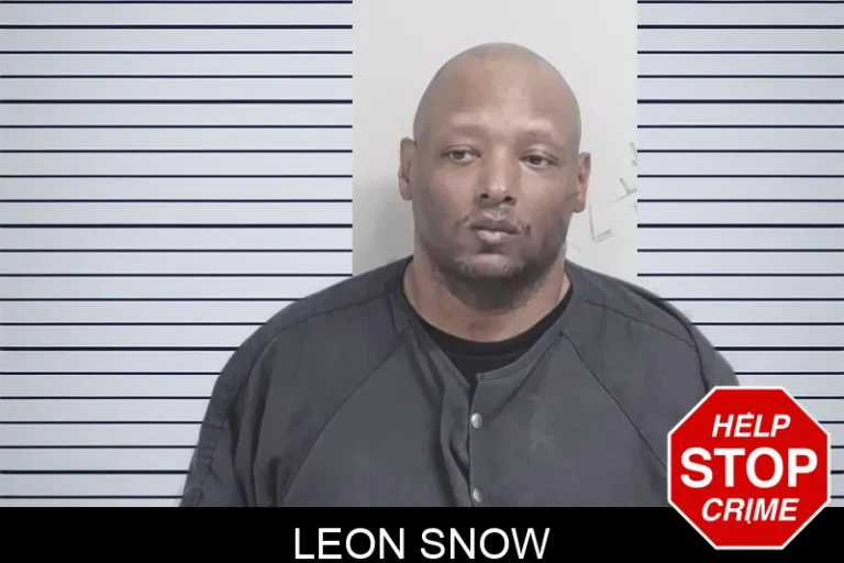Leon Snow