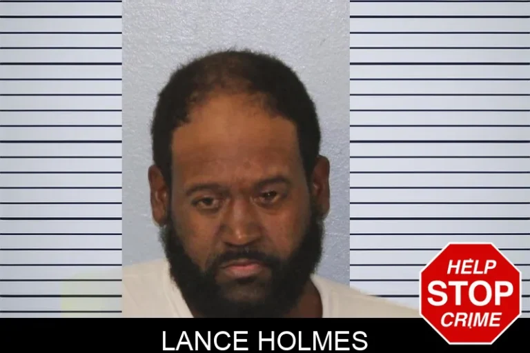 Lance Holmes