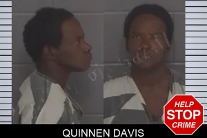 Quinnen Davis mugshot