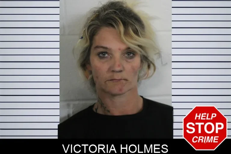 Victoria Holmes