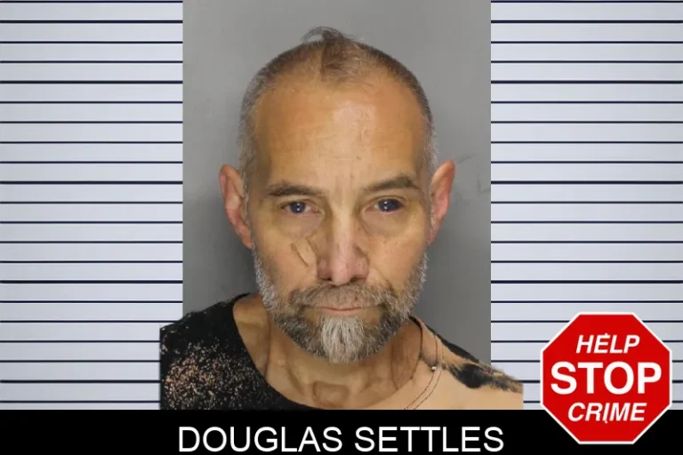 Douglas Settles