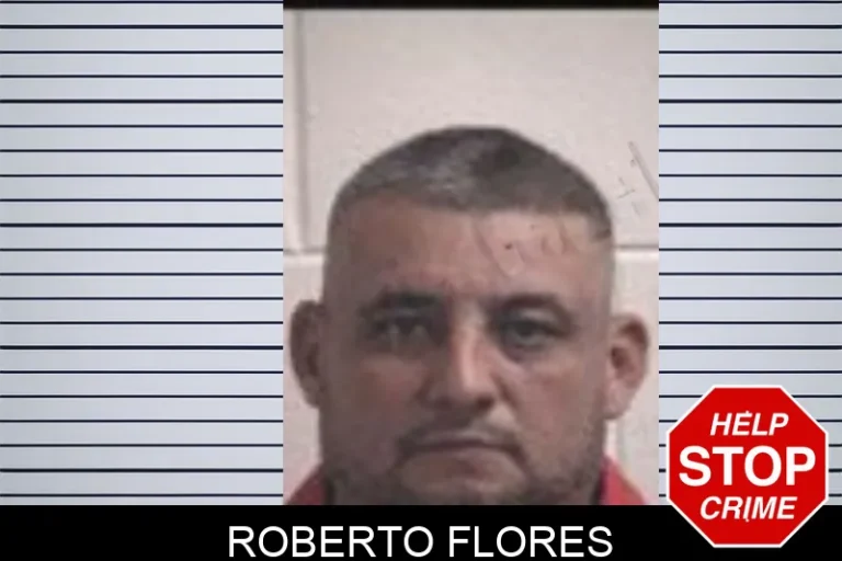 Roberto Flores