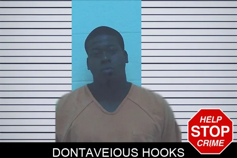 Dontaveious Hooks