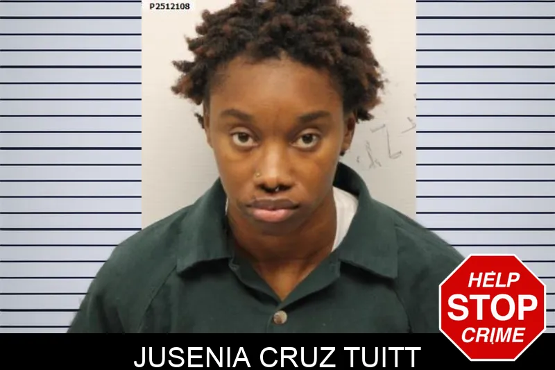 Jusenia Cruz Tuitt Mugshots