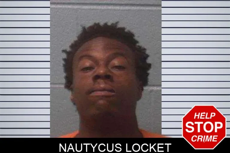 Nautycus Locket