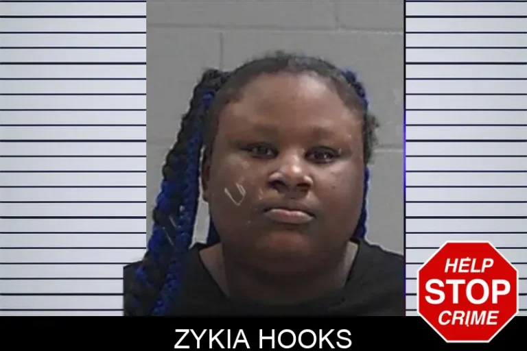 Zykia Hooks