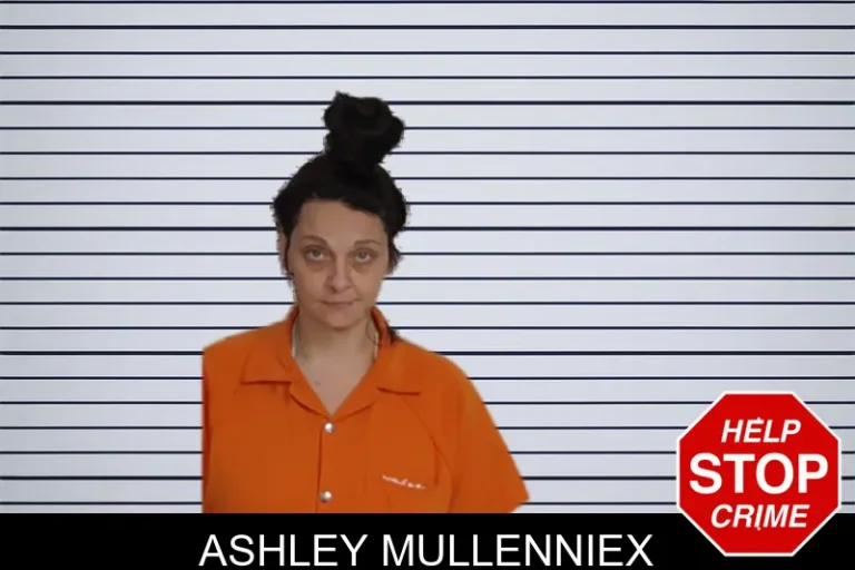Ashley Mullenniex