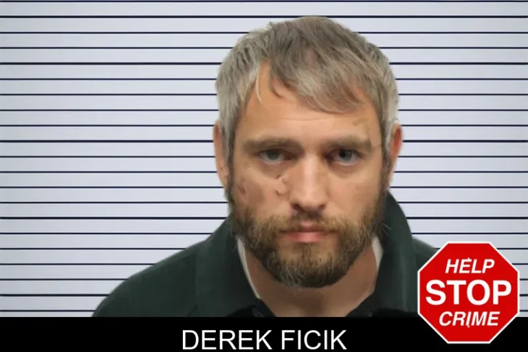 Derek Ficik