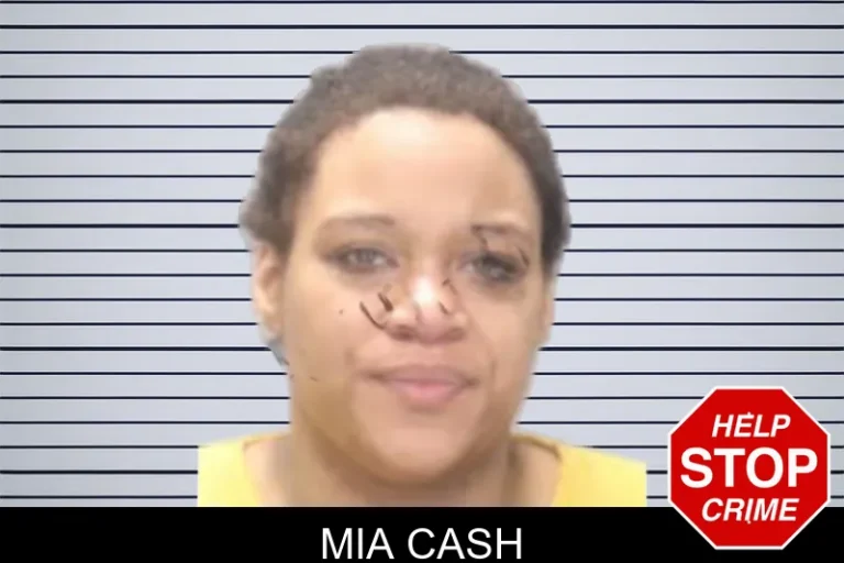 Mia Cash