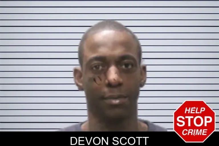 Devon Scott