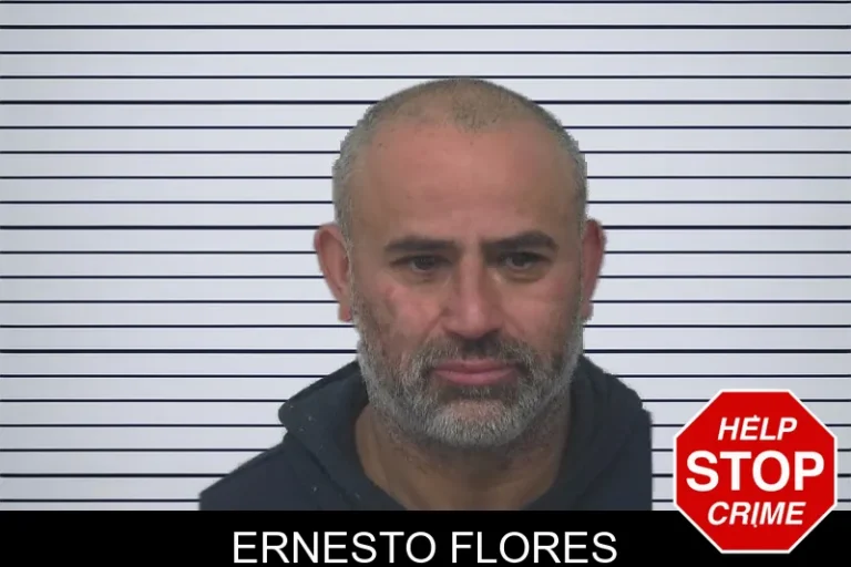 Ernesto Flores