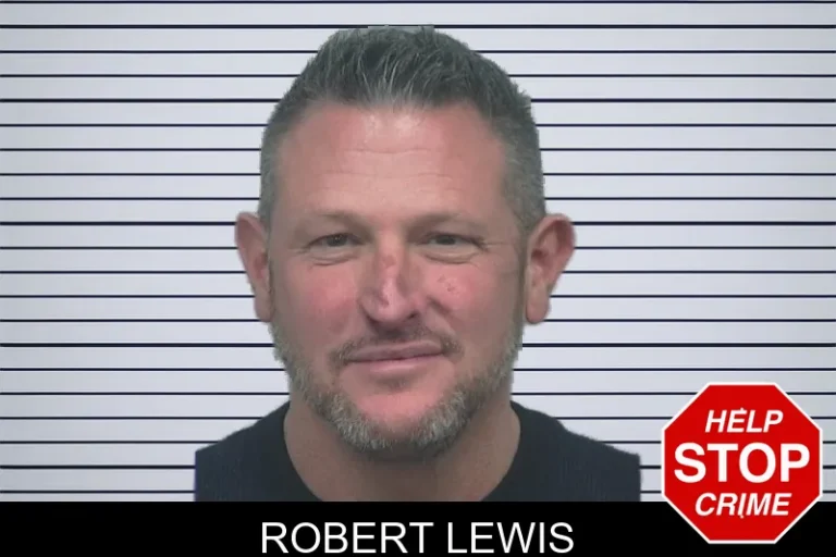 Robert Lewis