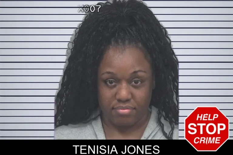 Tenisia Jones