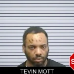Tevin Mott mugshot