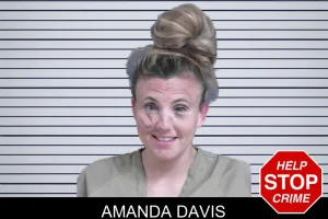 Amanda Davis mugshot
