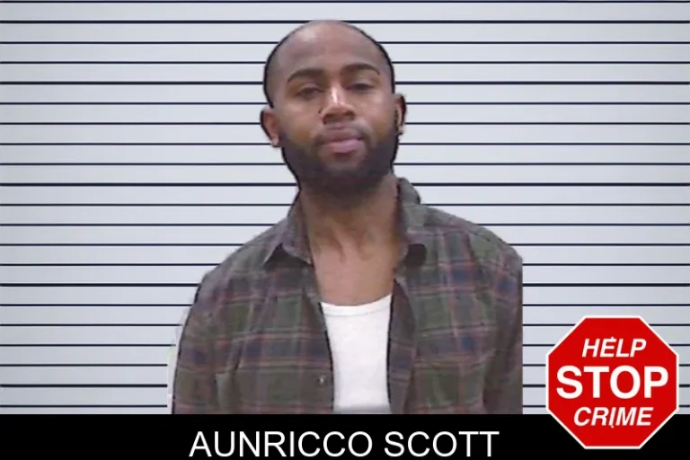 Aunricco Scott