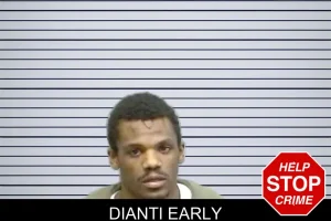 Dianti Early mugshot