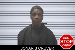 Jonaris Cruver mugshot