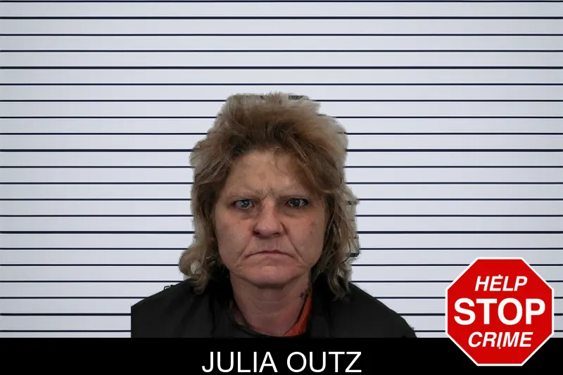 Julia Outz mugshot