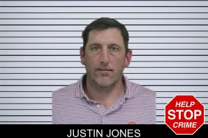 Justin Jones mugshot
