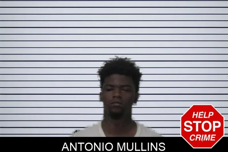 Antonio Mullins