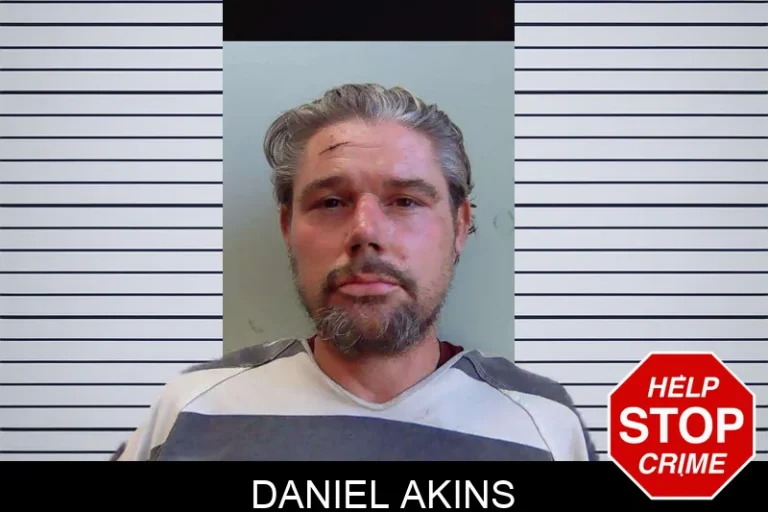 Daniel Akins