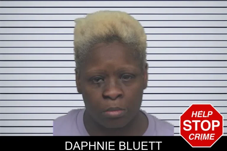 Daphnie Bluett