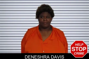 Deneshra Davis mugshot