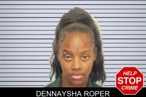 Dennaysha Roper mugshot